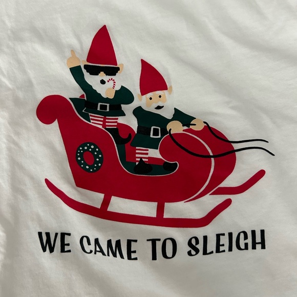 Old Navy Christmas Pajama Set! 🎄🎅🏻 - Picture 3 of 10